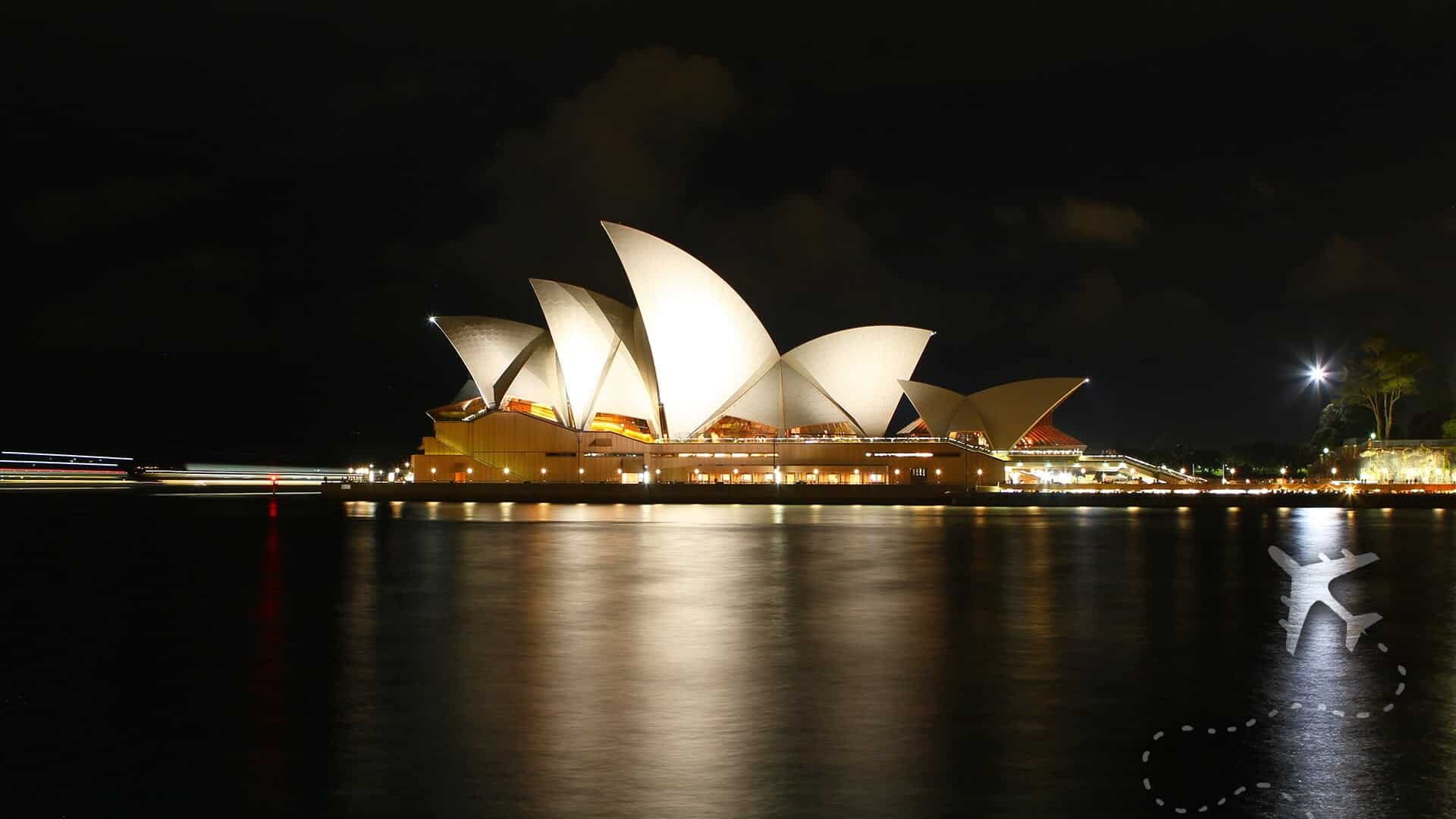 Sydney Opera House at night from Dawes Point