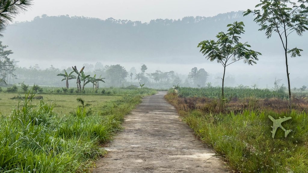 Indonesian Countryside on the way to Tumpak Sewu Waterfall.